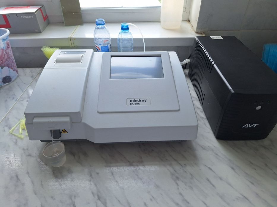 Bioximik analizator sotiladi