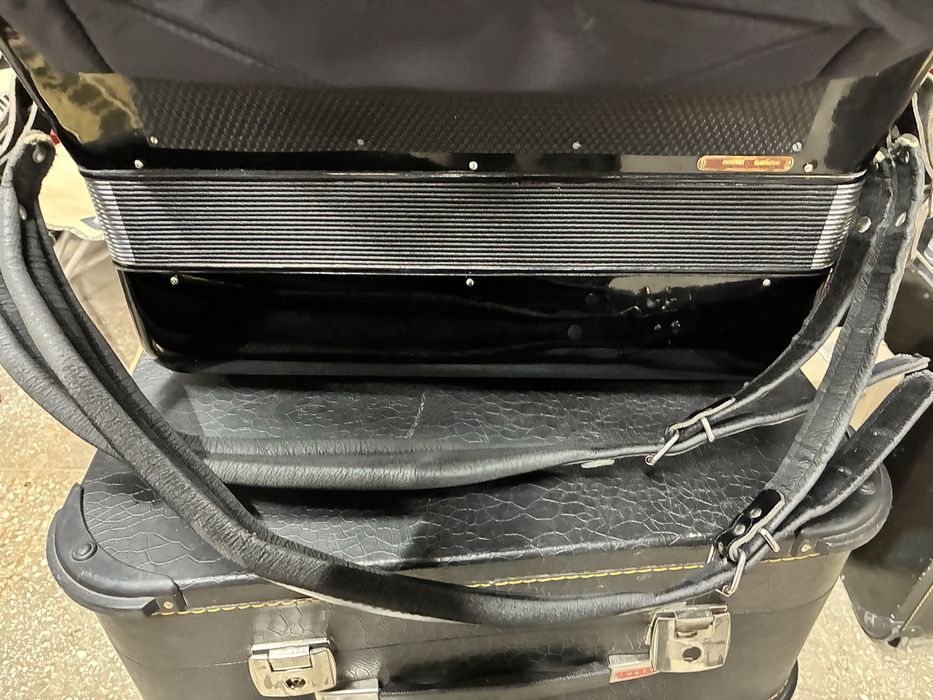Acordeon Parrot/Scandalli cu 120 de basi