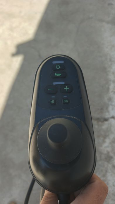 Nogironlar aravasi elektron