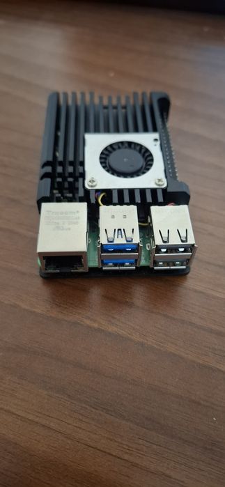 Raspberry pi 5 8 GB+Waveshare Nvme hat