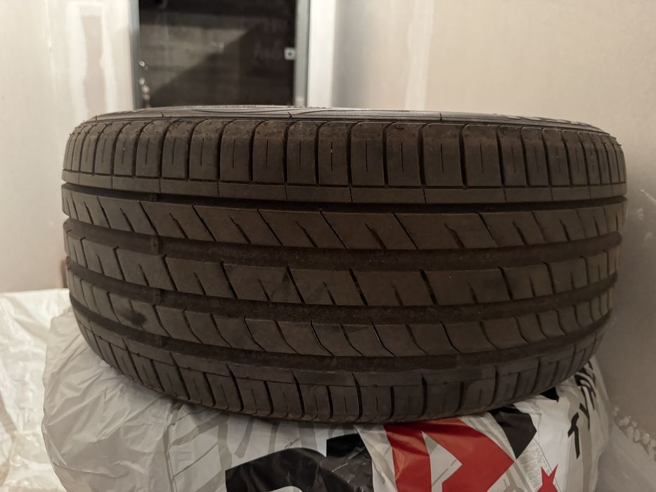 Nexen Nfera SU1 245/40/19 DOT23