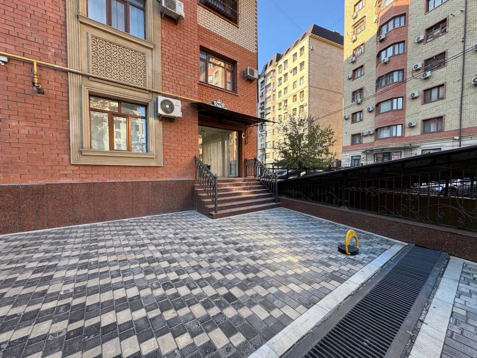 Marriot, 8 роддом | 104кв - нежилое помещение Продажа