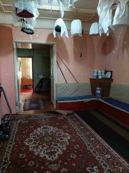 Продаётся 3х комнатная квартира переделанная в 4х комнатную