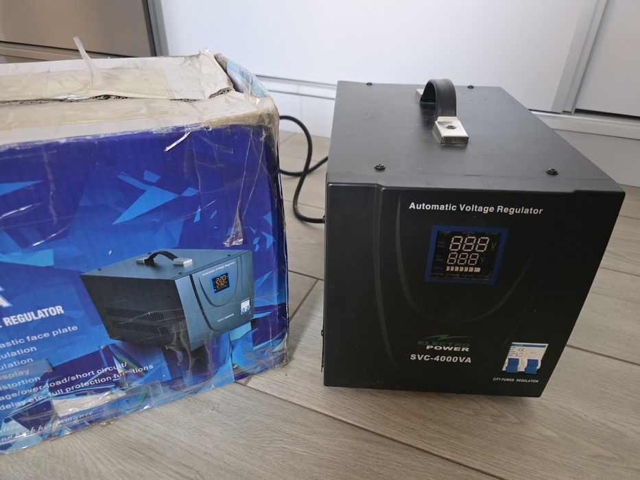 Regulator/Stabilizator tensiune 4000 va