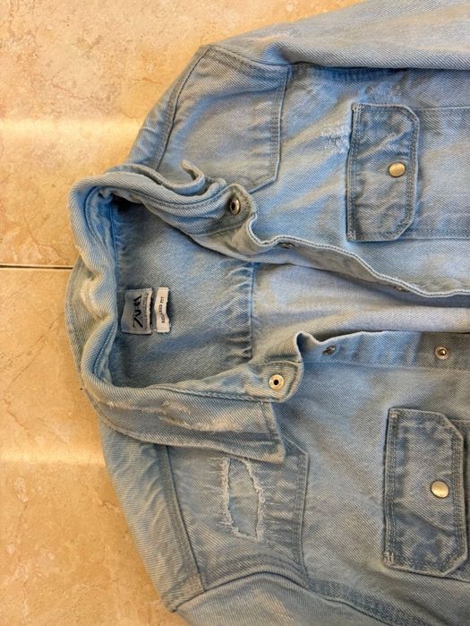 Дънково яке на Zara, размер S.