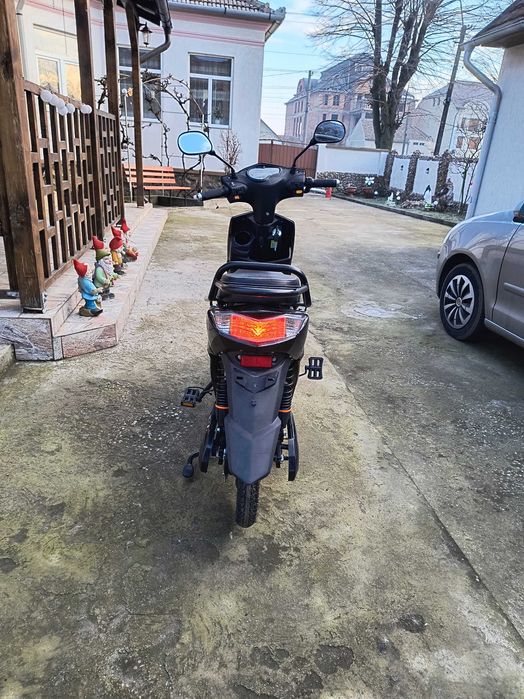 Scuter Volta electric