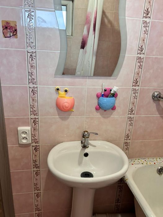 Продам квартиру .