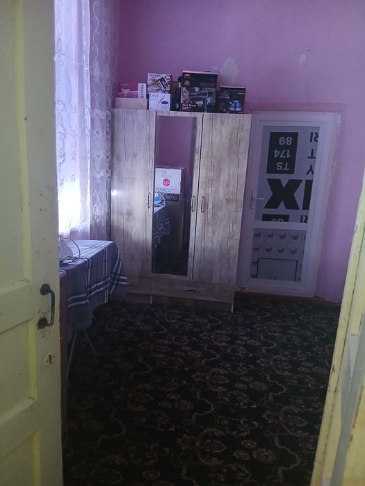 Xonallari katta boplgan 4 xonali shinamgina uy barcha sharoiti mavjud