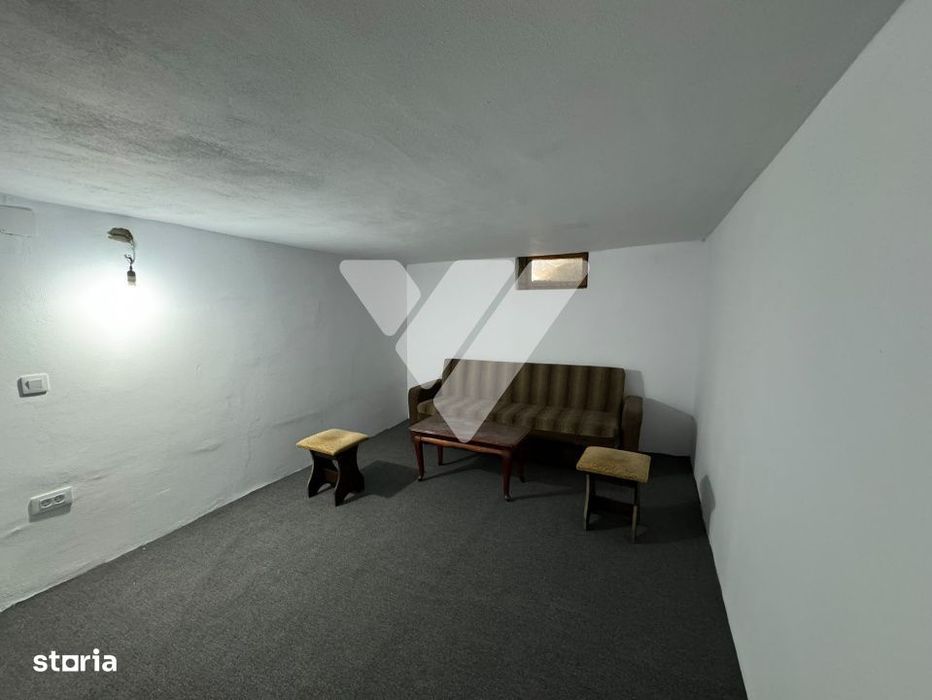 Apartament la casa 2 camere renovat, pivnita zona Piata Cluj Central
