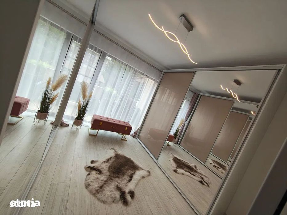 Duplex de vanzare de 140mp , teren 365mp zona : Floresti Narciselor