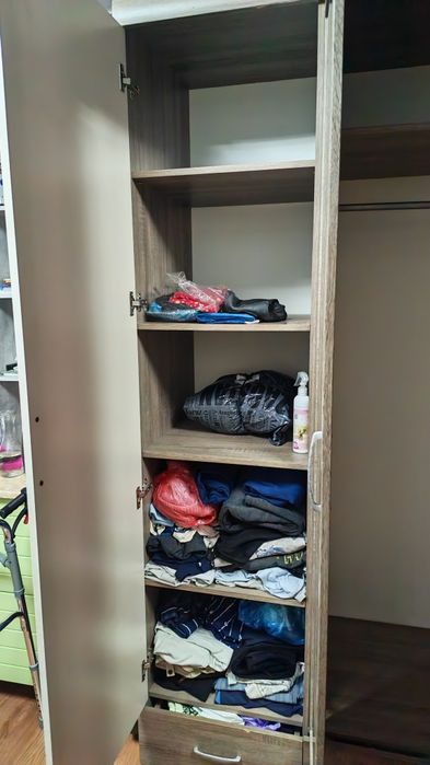 Продам шкаф  б/у за 12000