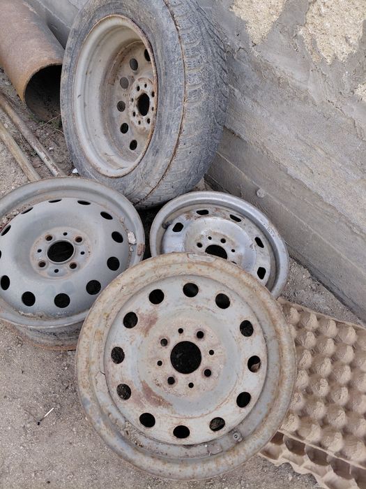 Диски на ваз 14,13р