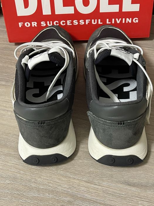 Adidasi Diesel, marimea 42