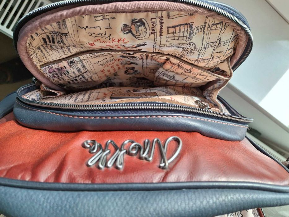 Ghiozdan Anekke mare