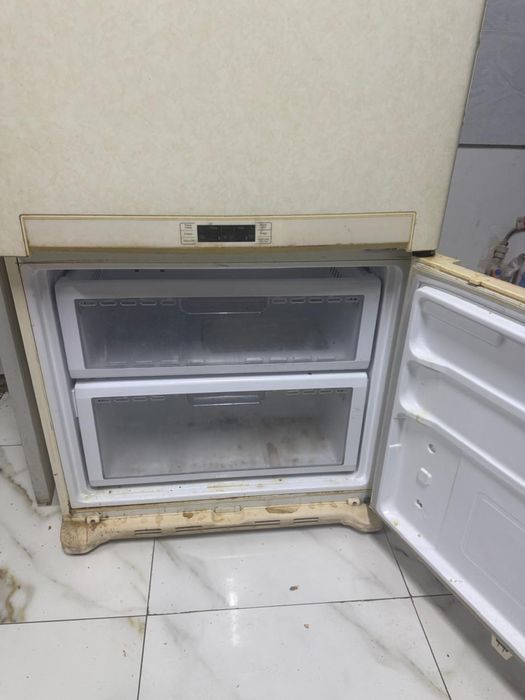 Холодильник на зап части