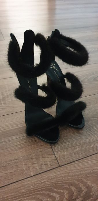 Sandale Giuseppe Zanotti