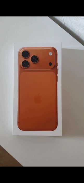 Apple iphone 17 pro max 256 GB оранжево