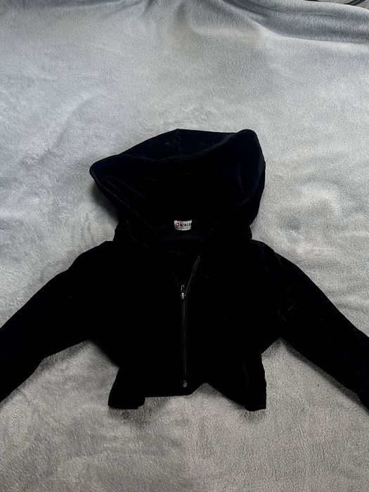 кропнат велурен суичър с цип