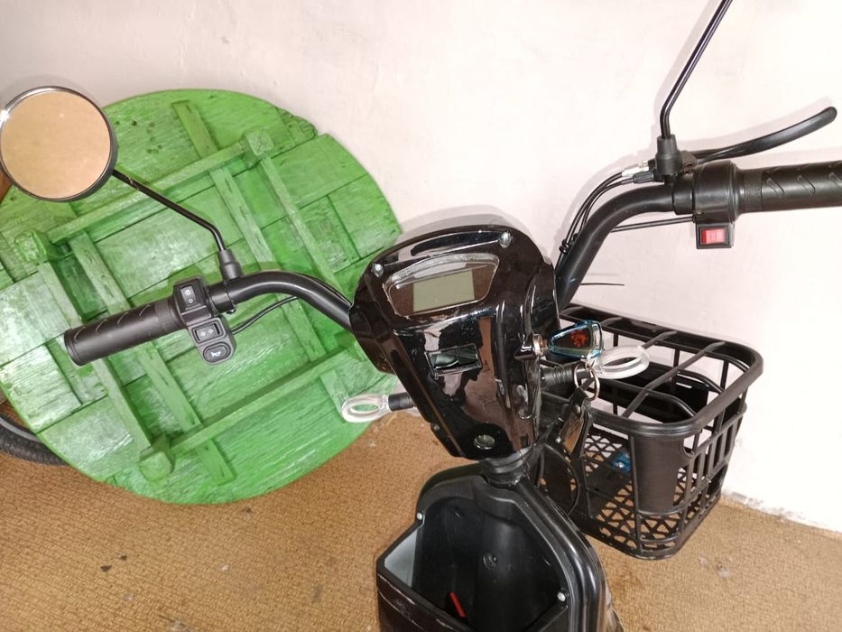 Продам скутер почти новый