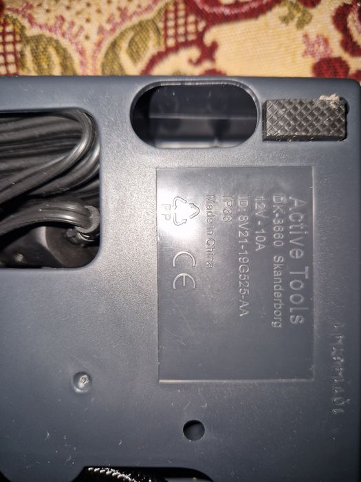 Оригинален Авто Компресор Опел 180W, Форд 120w с  Лепило