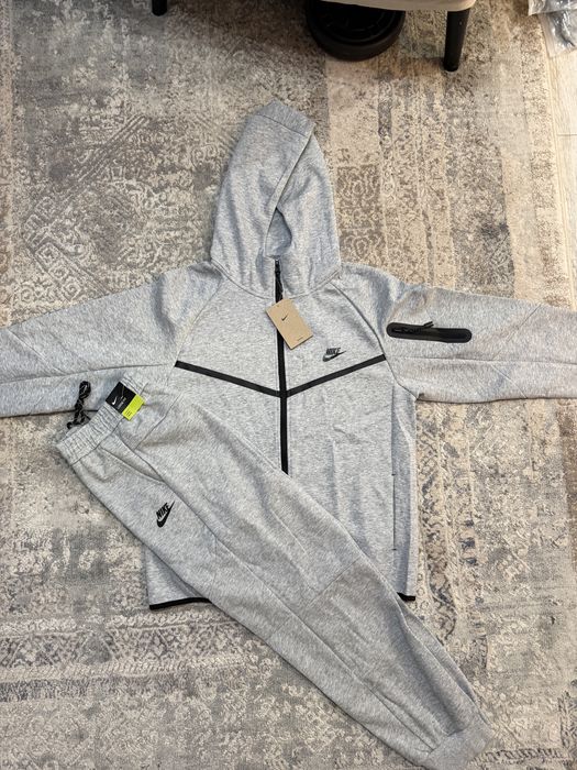 Trening Nike Tech Fleece / Premium