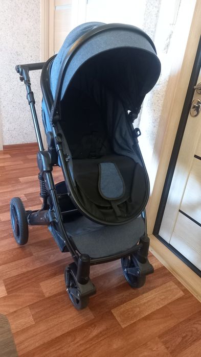 Продам коляску детскую