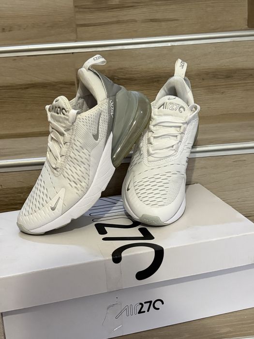 Nike Air Max 270
