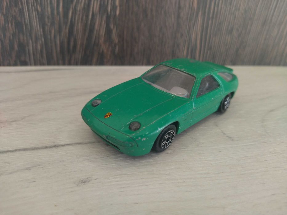 Метална количка Porsche 928 S4 !!!