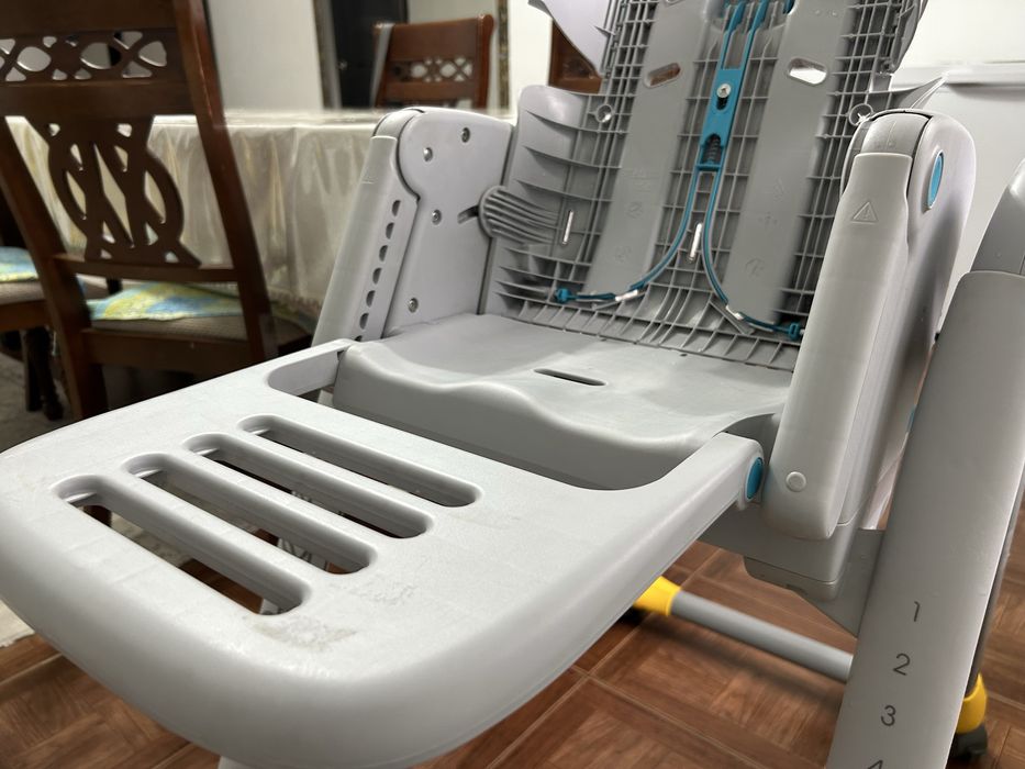 Детский стульчик chicco