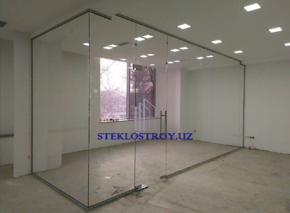 Vitraj oynalar ofis va dòkonlarga