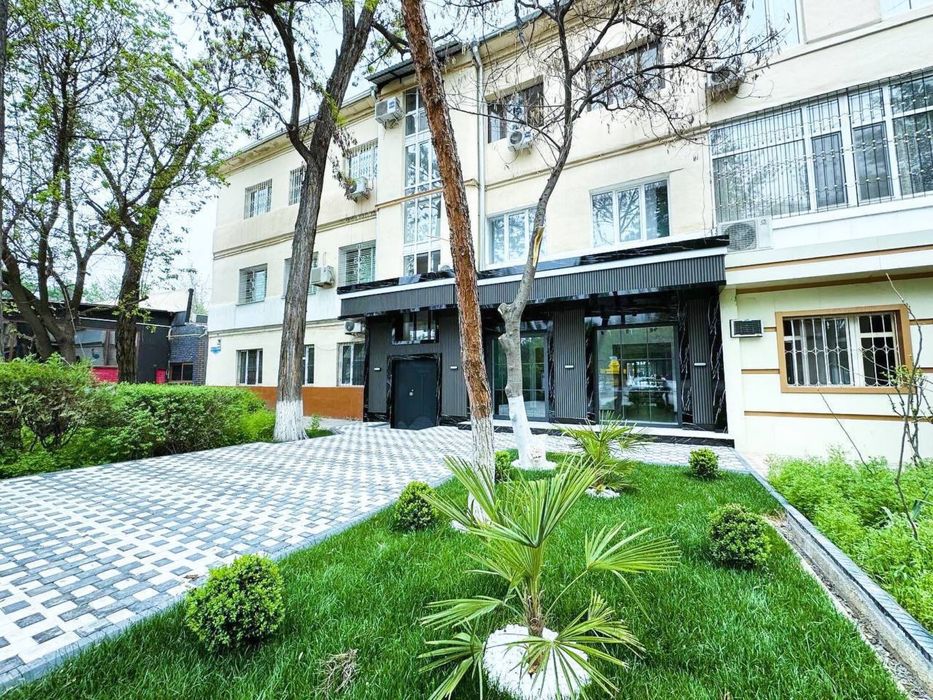 Срочно Продаётся Автодорожный Айбек метро рядом 1Линия Нежилое Помещня