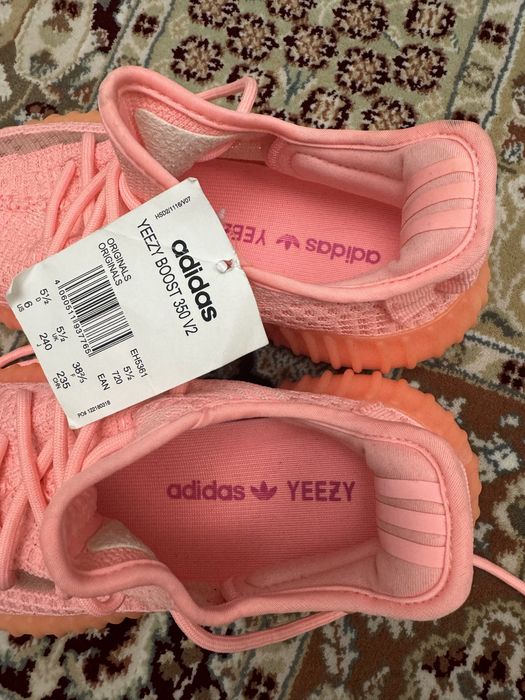 Кроссовки adidas yeezy 350