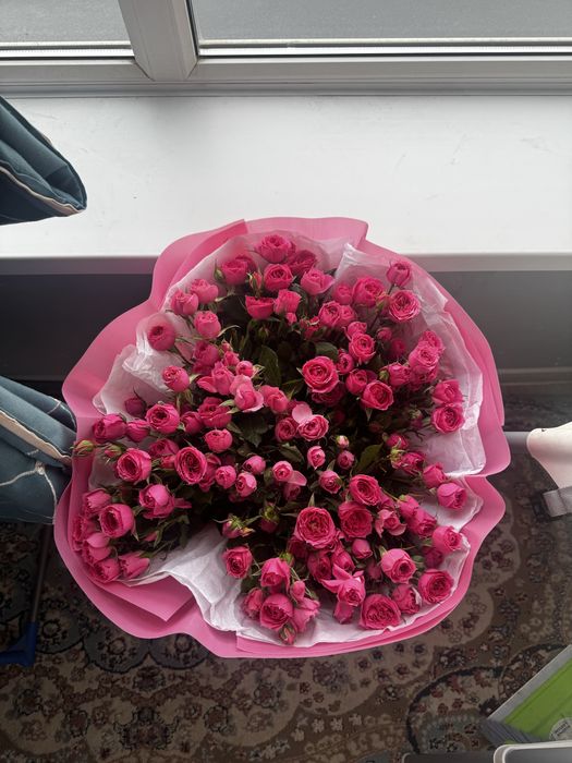 Букет кустовых роз