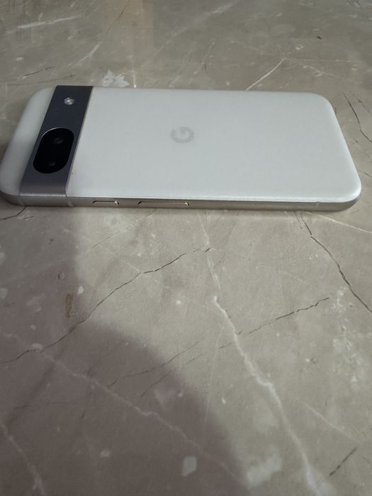 Google pixel 8 a