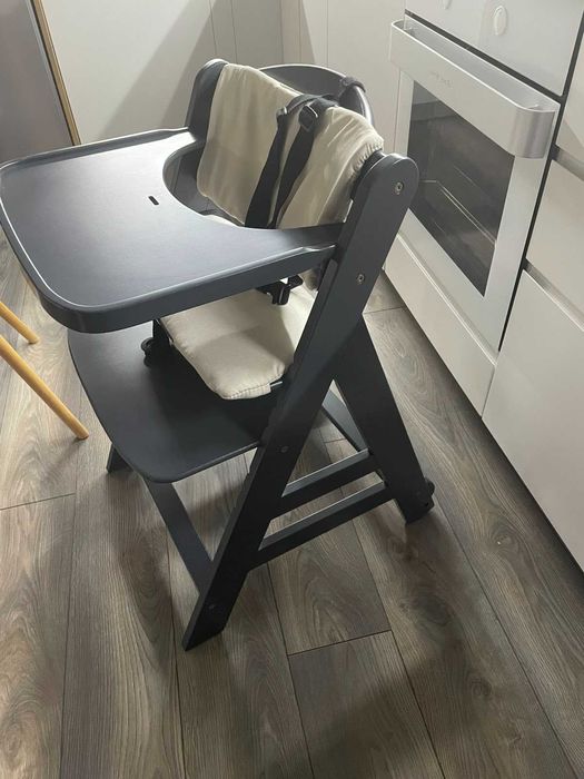 Дървен стол Hauck Beta+ в комлект с Шезлонг 2в1 Alpha Bouncer Premium