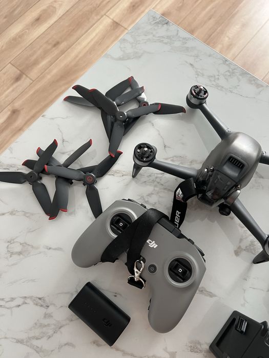 Dji fpv , dji дрон