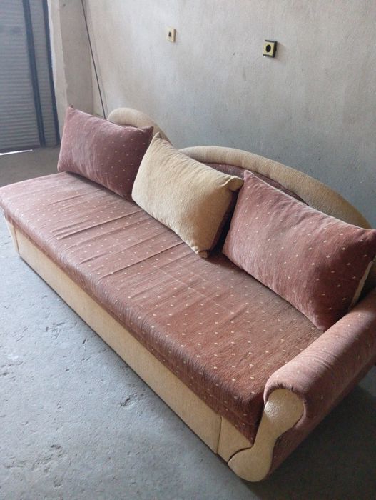 Холов диван разтегателен