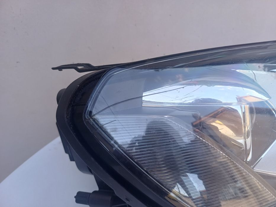 Десен фар за Vw Touareg
