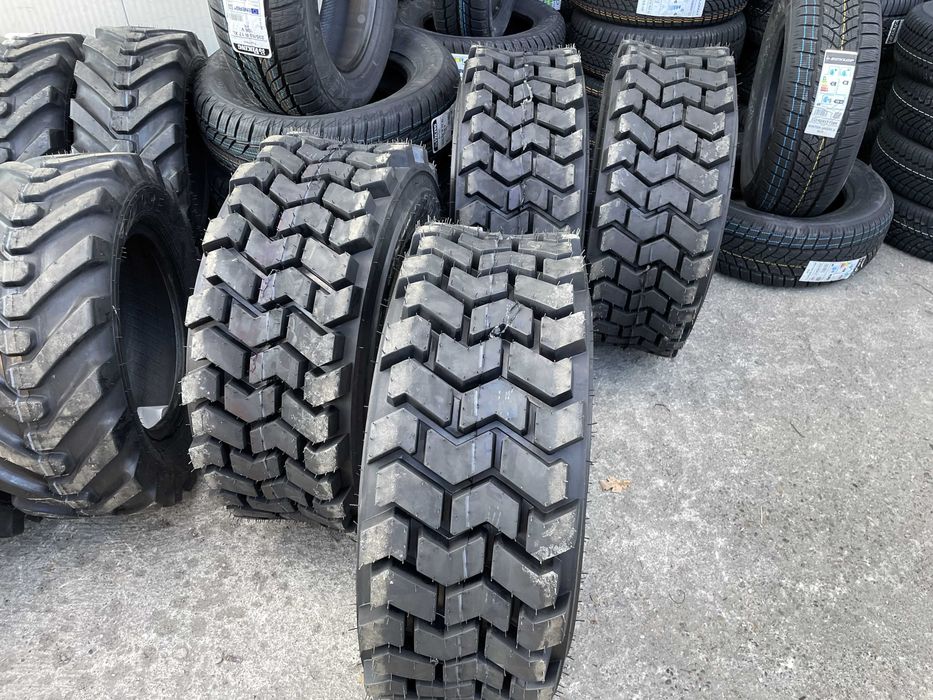 12-16.5 Cauciucuri noi Industriale BOBCAT livrare rapida