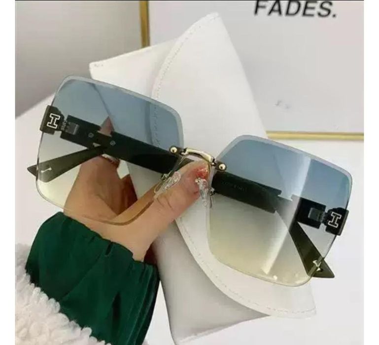 Продам очки солнцезащитные