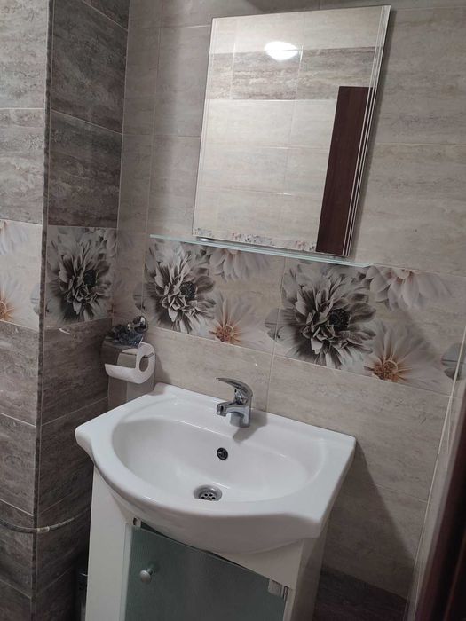 Дава се под наем Двустаен апартамент в Пловдив, Гагарин - 63 кв.м за 459 € - Снимка #6