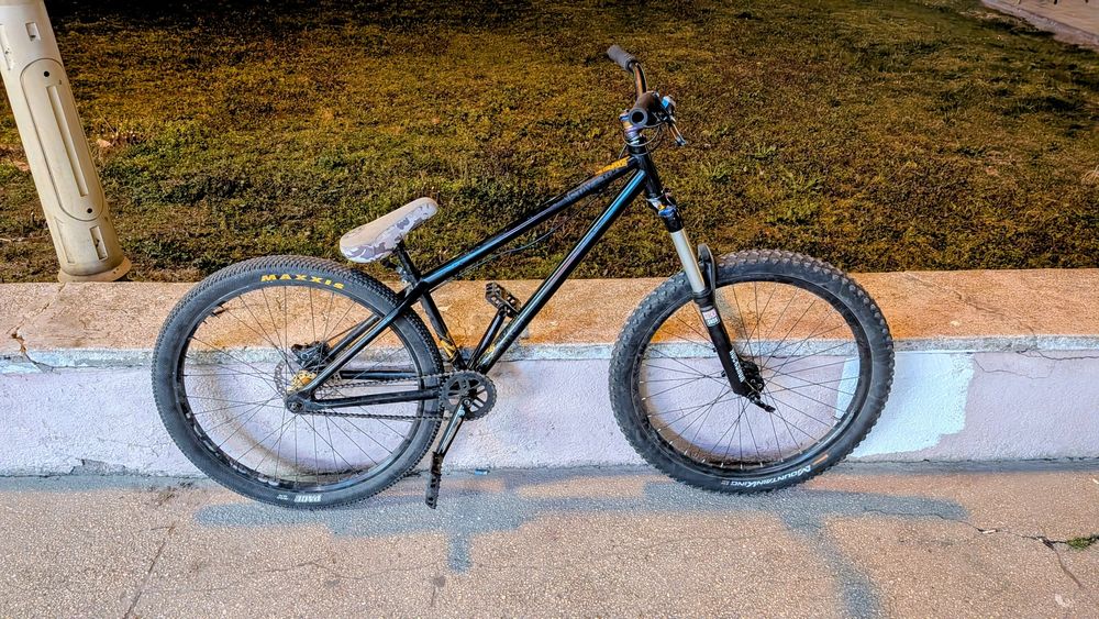 Vând Bicicletă Dirt Jump / Street - NS Bikes Metropolis 3 (Constanța)