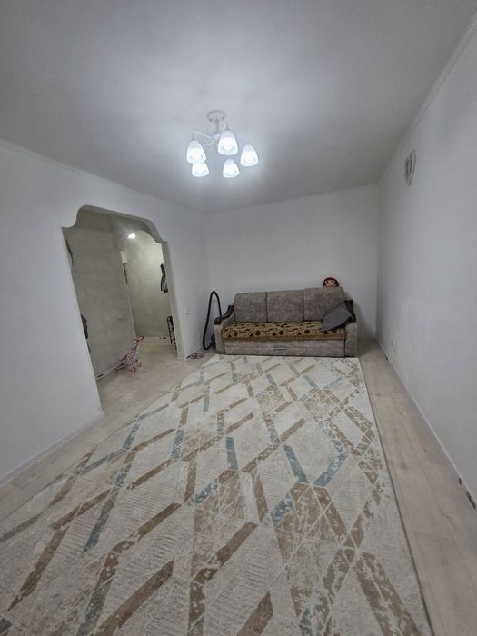 Сдам на длительный срок 2х комн квартиру