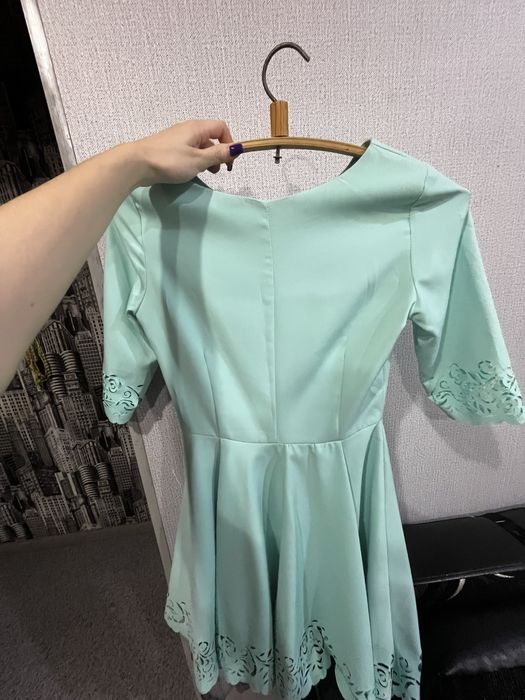 Платье женское на девочку 15-16 лет