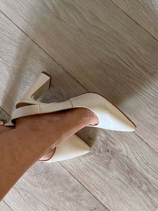 кожаные туфли 36 размер.