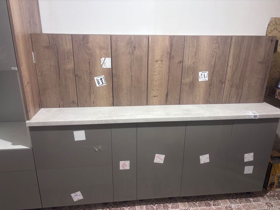 Кухня нова налична