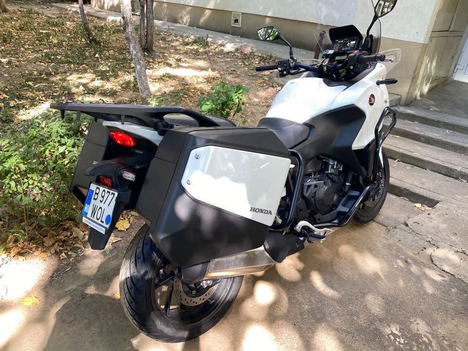 Motocicleta Honda NT1100A   2023  102cp   NAVI  Led  HSTC  ABS  Unic Proprietar   11900-euro