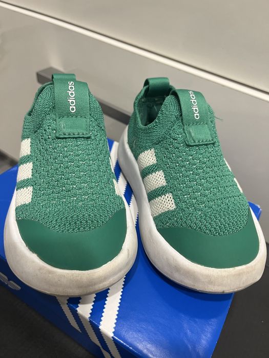 Adidas bubble comfy
