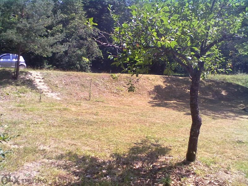 Продавам имот в гр.Априлци