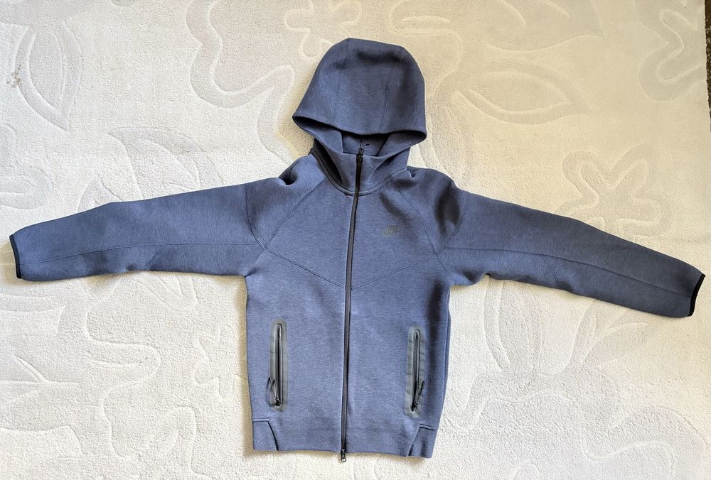 Nike Tech Fleece Sportswear - суичър с качулка